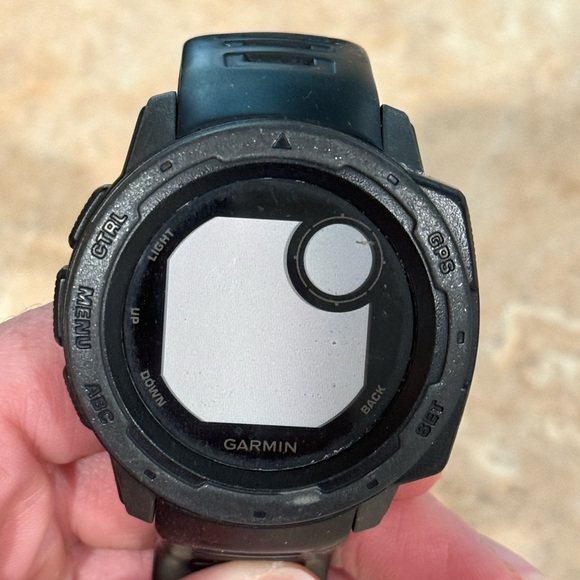 Garmin Instinct Watch - Picture 4 of 4